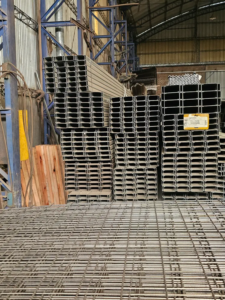 Perfil C Galvanizado y Negro